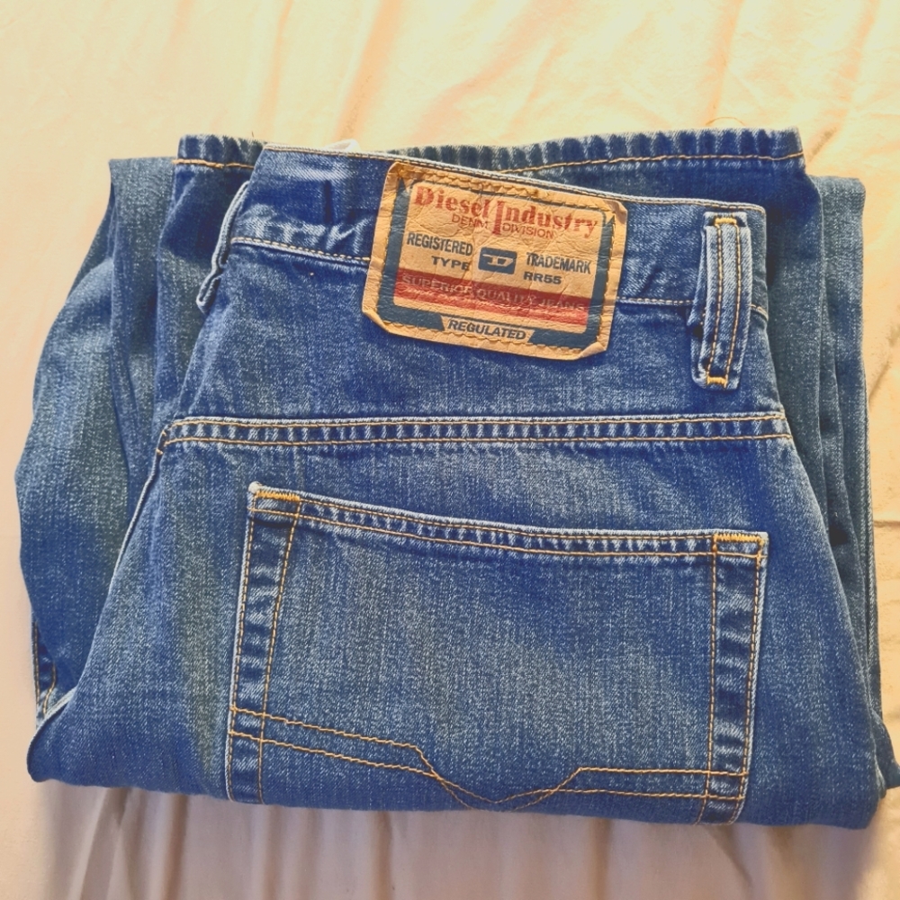 Diesel Straight Leg Jeans Size 33/30